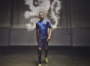 包含德罗巴在澳大利亚队比赛中出色发挥，持续失利引发热议！热度持续攀升的词条